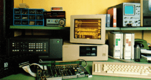 Bild eines Computers aus den Anfangszeiten der isepos GmbH in den 1970er Jahren